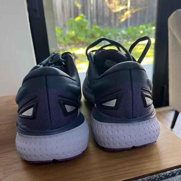 Brooks || Glycerin 19 Running Shoes || W 8.5/40 || brand new in box! - Picture 4 of 10